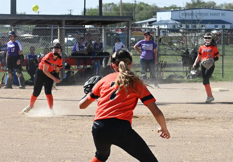 Lady Tigers take down Winner