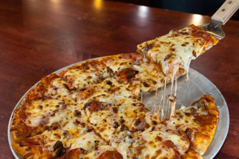 Sioux Falls Boss' Pizza Reopens & Apologizes For 'Poor Service'