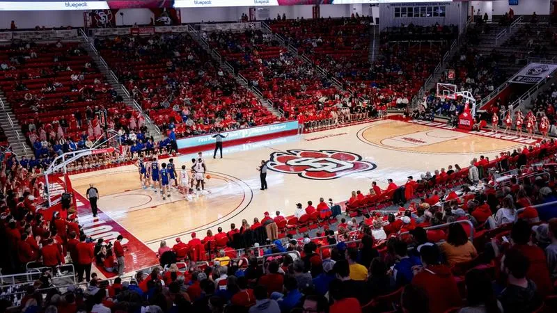 Kublickas signs with Coyote basketball