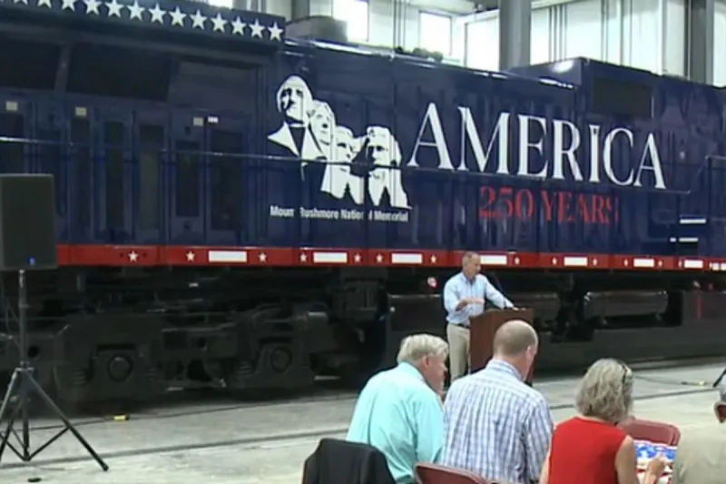 A Mount Rushmore Train Is Now Hauling Grain Across South Dakota