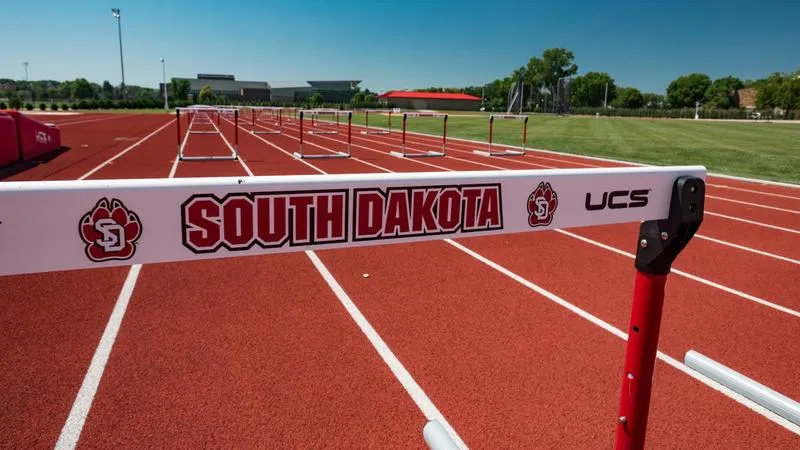South Dakota lands 18 on USTFCCCA All-Academic list