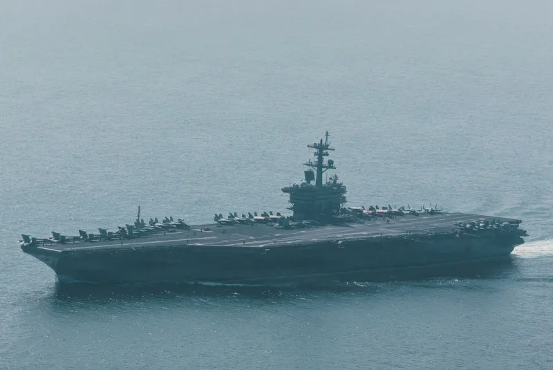 USS Abraham Lincoln Crew Reportedly Threaten to Jump Overboard
