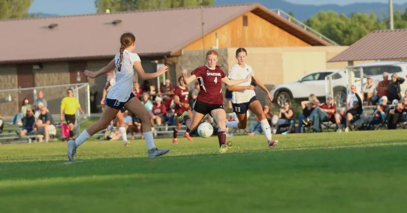Versatile midfielder Grace Bordewyk looking to lead Spearfish girls soccer