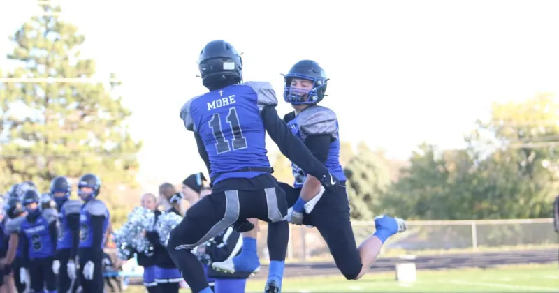 The 2 South Dakota high school football preseason polls are here