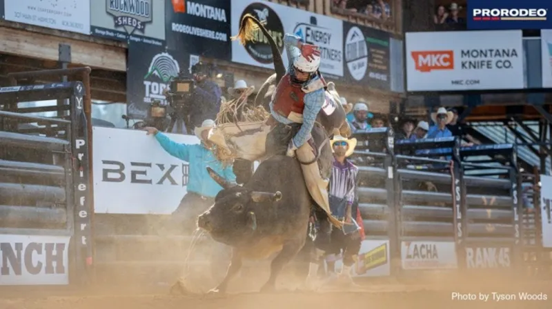 Hudson Bolton cashes in at Darby, Montana, Xtreme Bulls