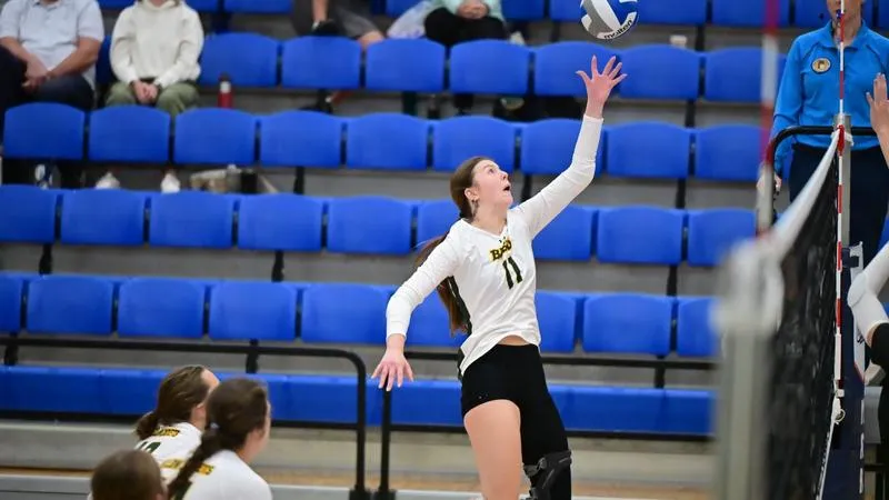 Yellow Jackets Go 1-1 on Day Two of Marauders First Serve Invitational