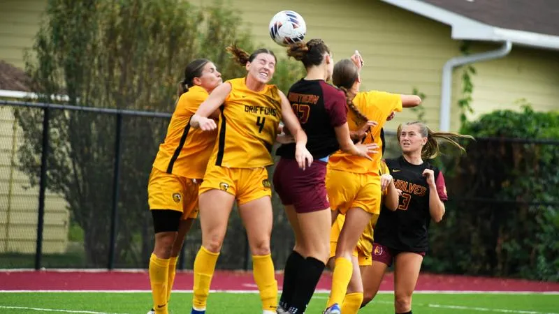 LATE GOAL GIVES GRIFFONS 3-2 ADVANTAGE OVER WOLVES