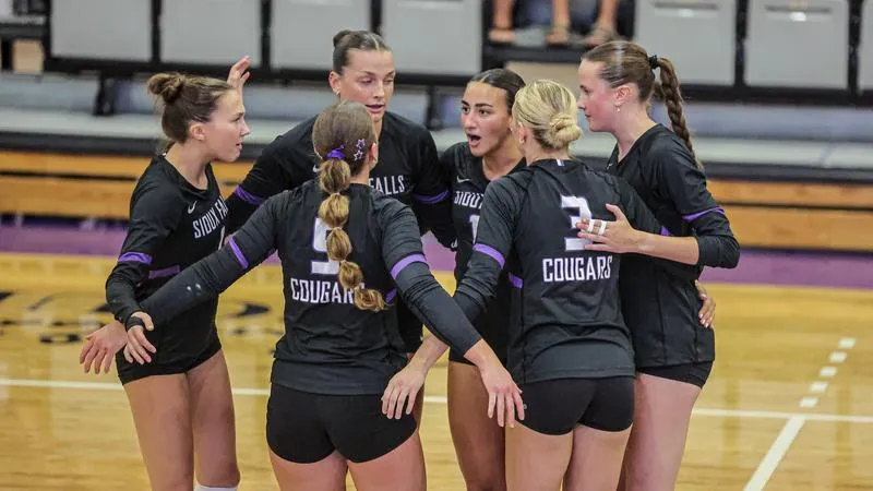 Cougars Split Day Two of USF Classic, Push No. 6 Washburn in Four