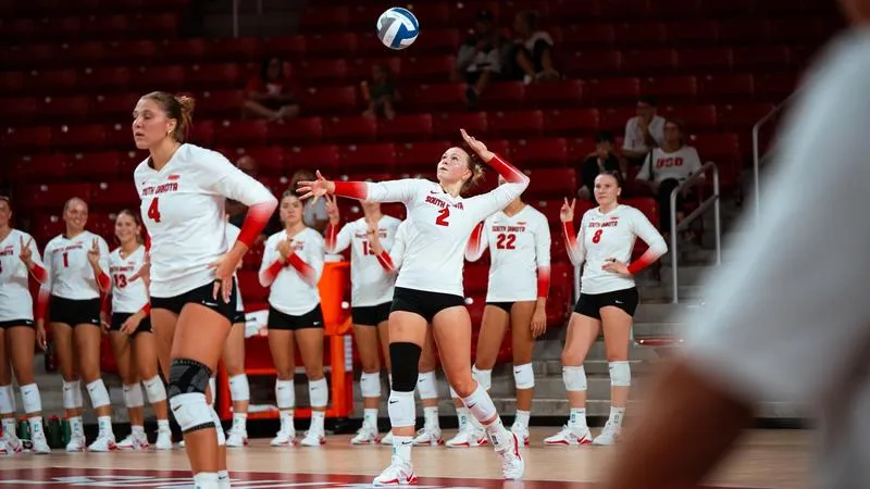 Van Hook eclipses 1,000 career digs, Yotes win 3-1 over Air Force