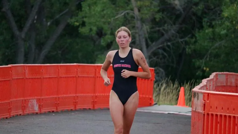 Coyotes compete in season opening race at Southern Hills