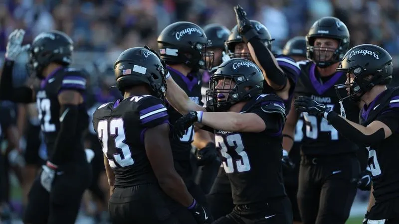 Sioux Falls Rolls Past Jamestown for 31-0 Road Victory