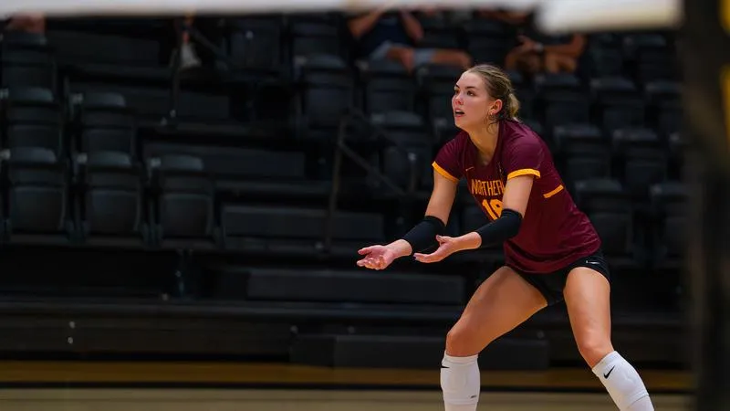 WOLVES VOLLEYBALL KICKS OFF CONFERENCE PLAY HOSTING GOLDEN EAGLES AND DRAGONS