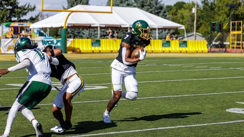 (RV) Yellow Jackets Begin RMAC Play with Dominant Win Over Adams State