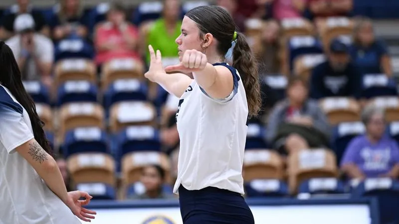 Warren Named RMAC Offensive Player of the Week