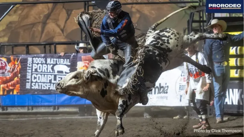 T.J. Gray wins Pendleton Whisky Xtreme Bulls Finale; Noah Lee claims 2026 Rank 45 Xtreme Bulls Series title