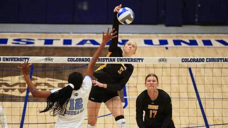 Yellow Jackets Take Down Cougars For First Ever Win in Lakewood