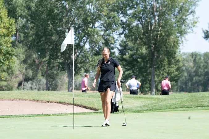 RECAP: South Dakota Women's Golf Uses Strong Second Day to Finish Fifth at The Johnie Imes Invitational
