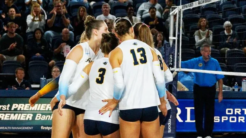 Viking Volleyball Falls in Four-Set Battle