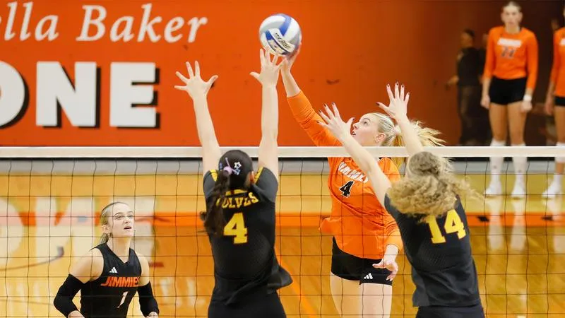 WOLVES COMPLETE COMEBACK IN A NAILBITER VERSUS (RV) JIMMIES