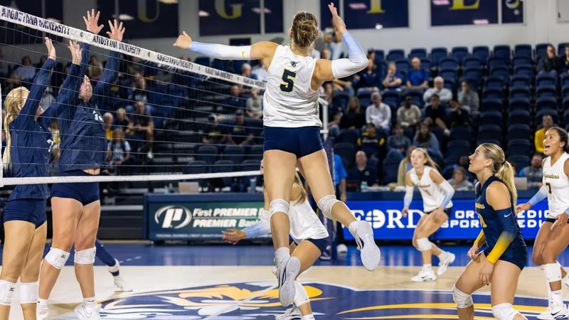 Close Sets Highlight Tough Match for Augustana