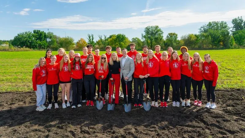 South Dakota breaks ground on Gassen Family Fieldhouse
