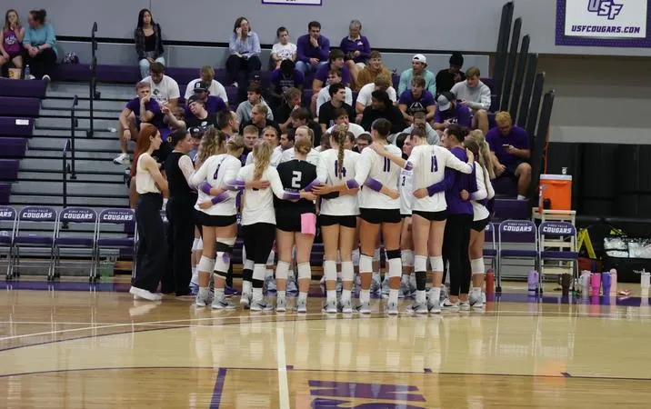Cougars Complete Weekend Sweep with Straight-Set Win at Minot State