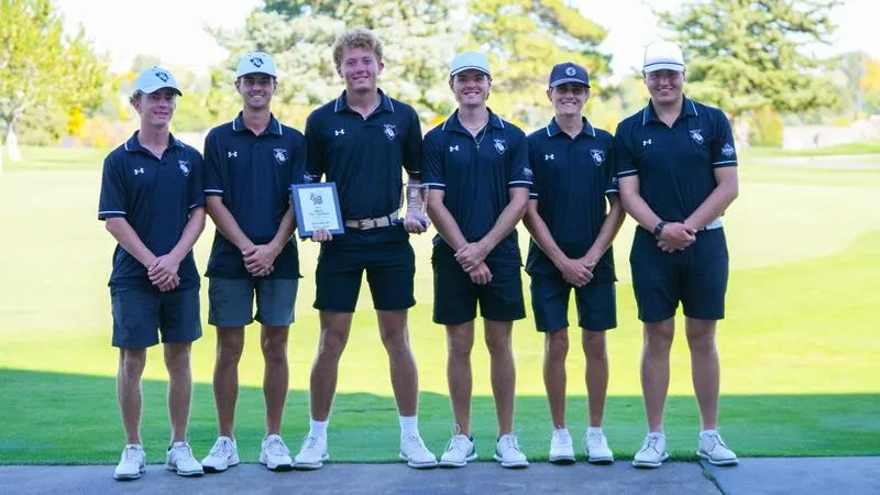 Men's Golf Takes Second, Schroeder Places Third at Yellowjacket Fall Invite