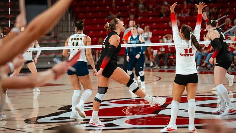 South Dakota downs Kansas City 3-1, wins fourth straight match