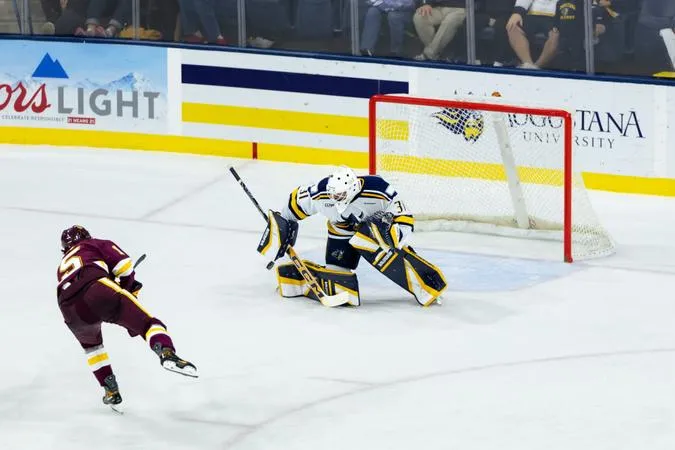 Mathis Langevin Shines in Tie Against No. 5 Minnesota Duluth