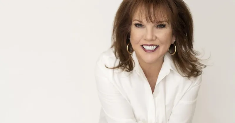 WHY AM I TALKING? | Pennie Hunt