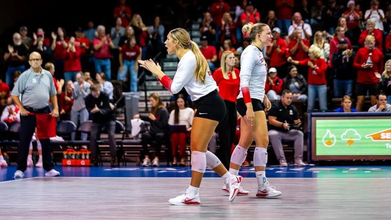 Coyotes win five-set thriller over NDSU for sixth straight win