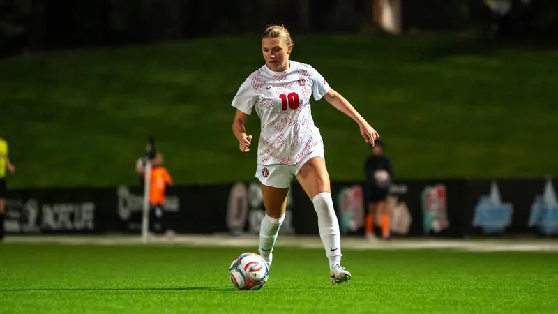 Three First-Half Goals Lift Coyotes Past St. Thomas