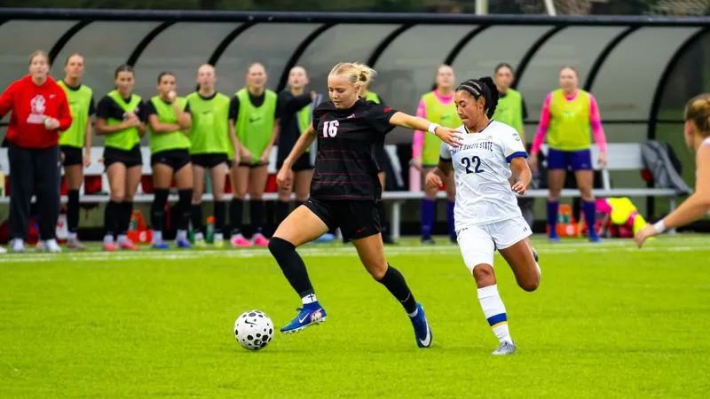 PREVIEW: Coyotes Head to Brookings for Interstate Series Showdown