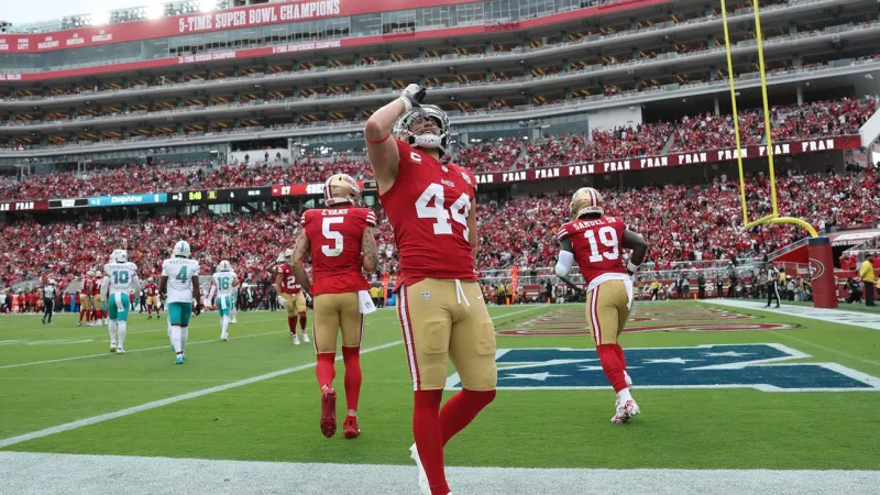 49ers FB Kyle Juszczyk Expected To Miss 2-3 Weeks With Knee Injury