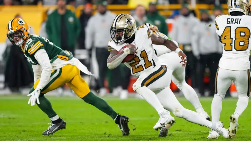 From Rushing Leader To Free Agency: Jamaal Williams Works Out For Patriots
