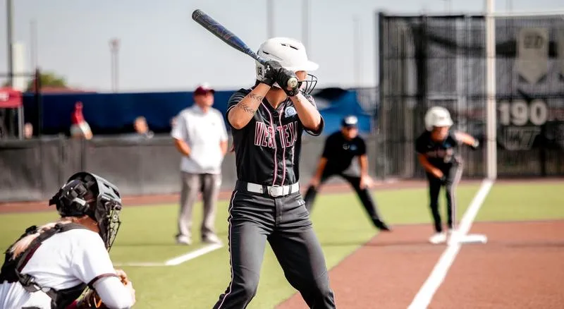 De Los Santos Tabbed Ron Lenz Player of the Year, WT Adds Four All-Americans