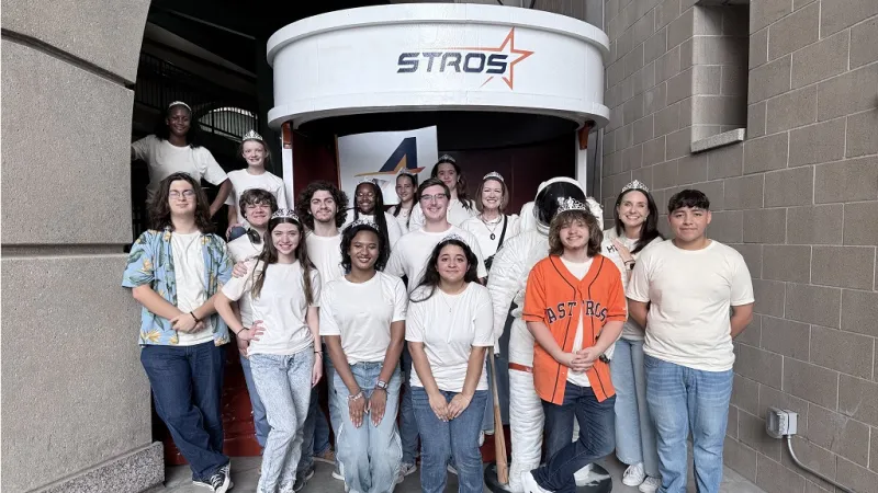 BRENHAM HIGH SCHOOL CHOIR SINGS NATIONAL ANTHEM AT THE ASTROS GAME
