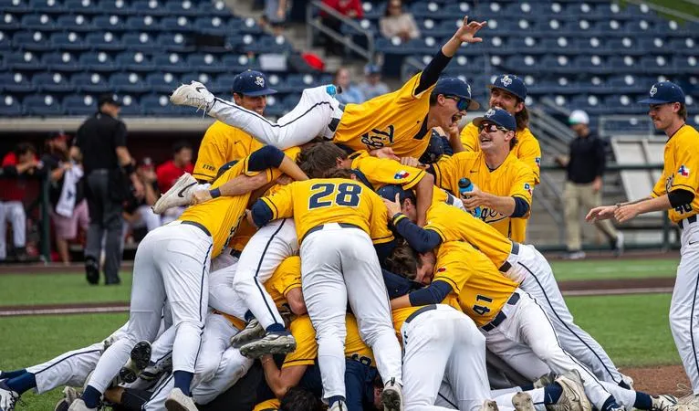 RANKED | BB | ETBU Finishes No. 3 in Nation in Two Polls