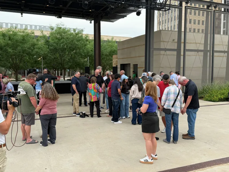 Midland gathers for prayer service after mass shooting