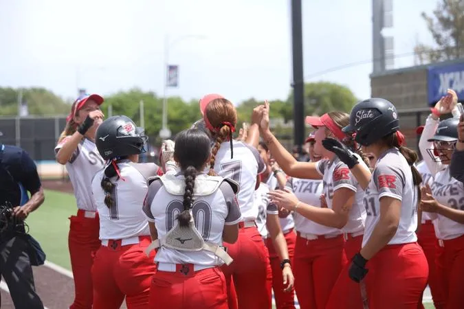 Lobos Play Tough Throughout Season