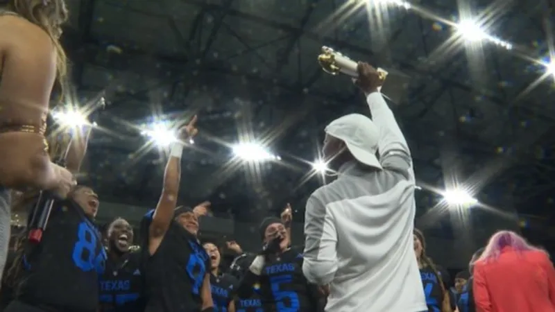 Texas Elite Spartans win title as defense forces three first-half interceptions