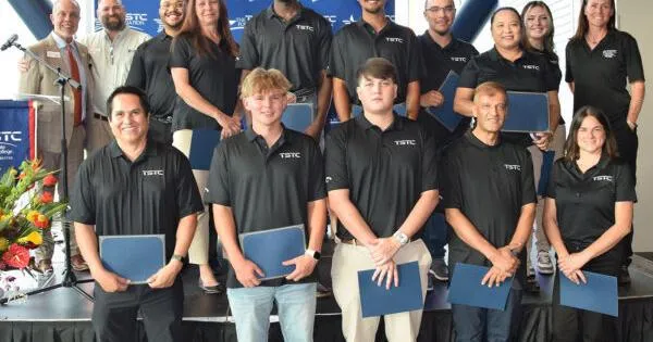 First cohort of TSTC data center operators graduates
