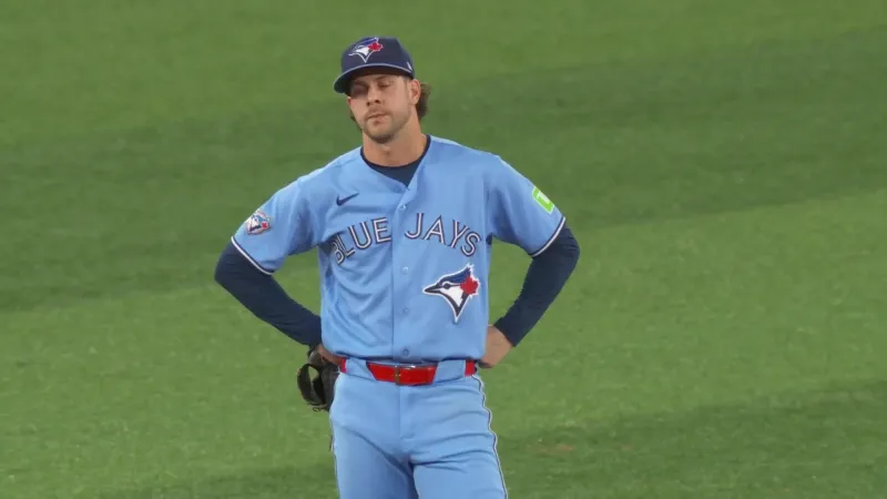 Loperfido scores winning run on errant pickoff throw as Astros beat...