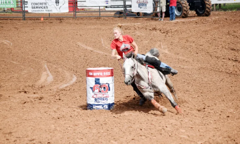 Barrel racing draws 200 riders