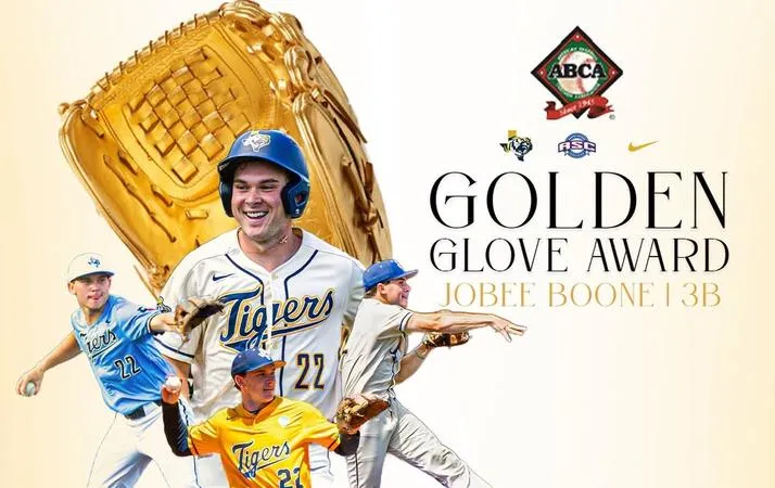 AWARD | BB | ETBU's Boone Tops in NCAA Division III Defense Earing Gold Glove