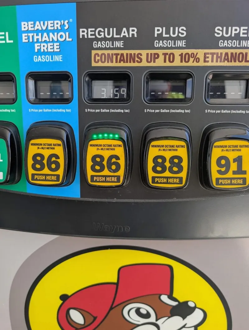 Texas Drivers Get Relief as Gas Prices Continue Falling