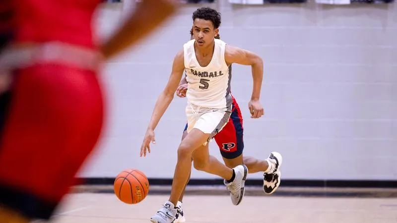 Men's Basketball Welcomes Randall Product KJ Thomas