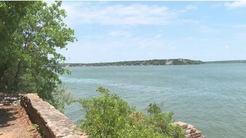 Authorities continue recovery effort after drowning at Lake Brownwood