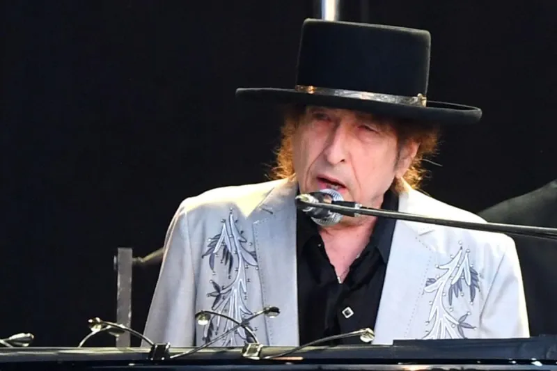 Bob Dylan Makes Surprising Changes to Live Band Mid-Tour