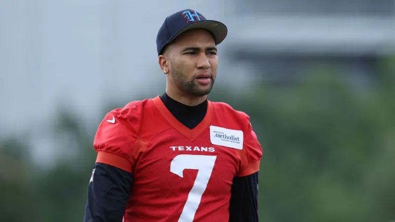 Texans optimistic about growth between C.J. Stroud, Nick Caley